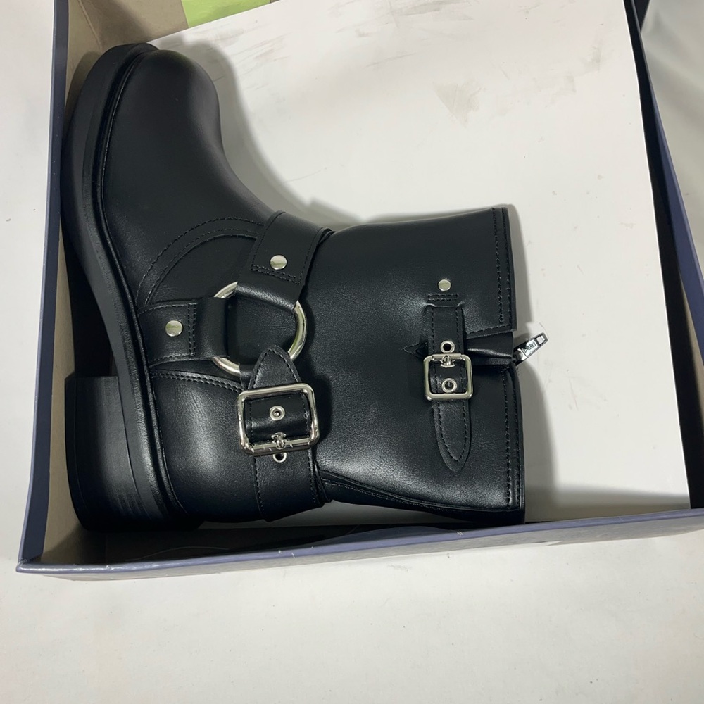 UNIVERSAL THREADS CONNER WOMENS ANKLE BOOT FAUX LEATHER W/BUCKLES BLACK SZ 8.5 - Picture 14 of 14